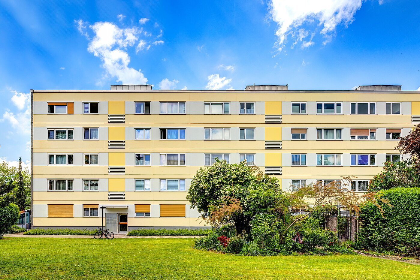 Квартира в многоэтажно доме с 1.5 комнатами | München-Obergiesing | 70136 | Gebäudeansicht in...