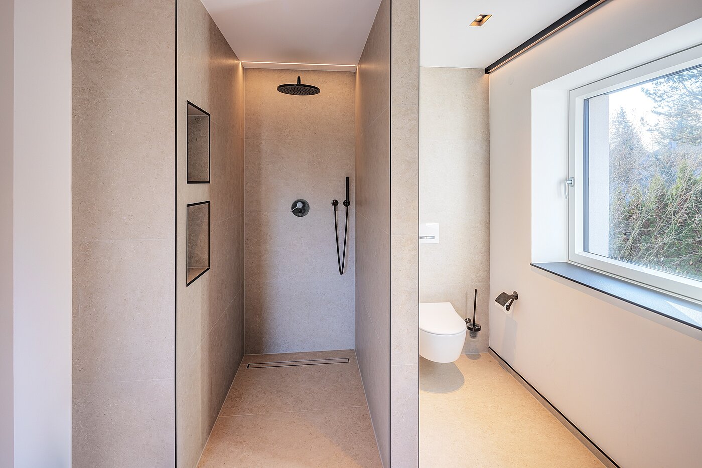 Угловой террасный дом с 6 комнатами | München-Trudering | 70191 | ...bodengleicher Dusche.