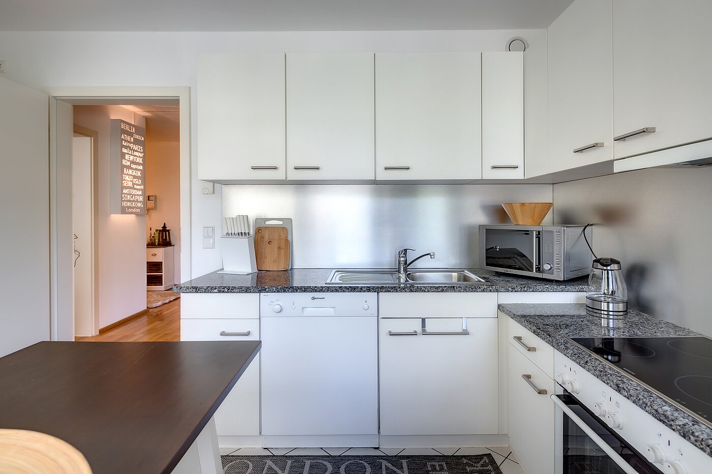 Квартира в многоэтажно доме с 3 комнатами | München-Isarvorstadt | 70157 | Einbauküche...