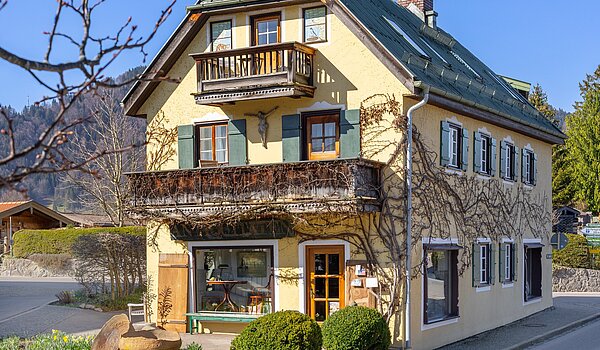 Mehrfamilienhaus с 11 комнатами | Rottach-Egern | 70215 | Denkmalgeschütztes Haus...