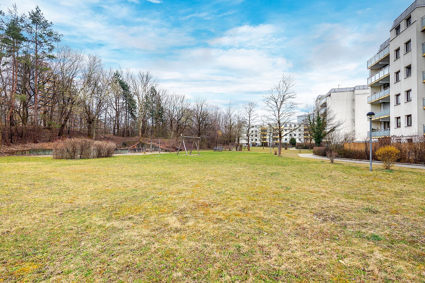 Квартира в многоэтажно доме с 2 комнатами | 2002ML7 | ...großen Grünflächen
