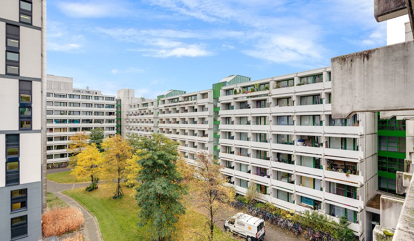 Квартира в многоэтажно доме с 1 комнатная | München-Au | 2211ML1 | Blick in den Innenhof