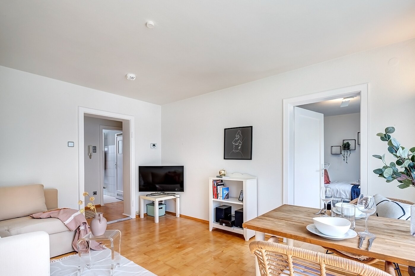 Квартира в многоэтажно доме с 1.5 комнатами | München-Schwabing | 70014 | Blick zum...