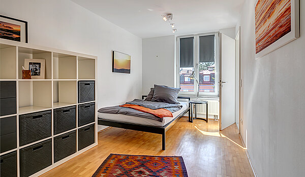 Квартира в многоэтажно доме с 2 комнатами | München-Neuhausen | 70440 | Schlafzimmer