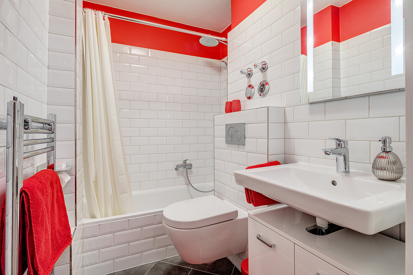 Квартира в многоэтажно доме с 2 комнатами | München-Bogenhausen | 70287 | ...mit Badewanne