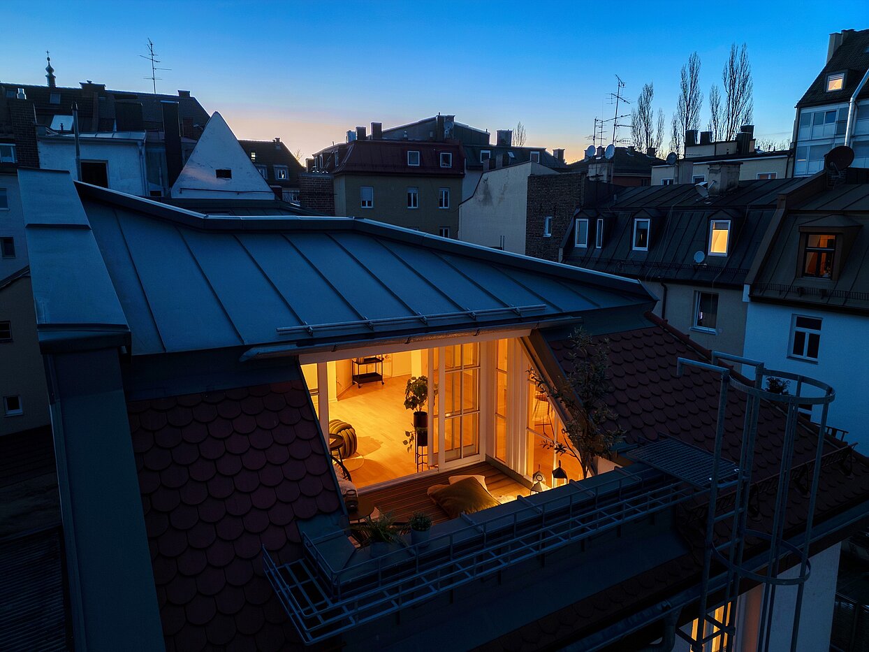 Мансардная квартира с 1 комнатная | München-Sendling | 700402 | Dämmerungs-Stimmung