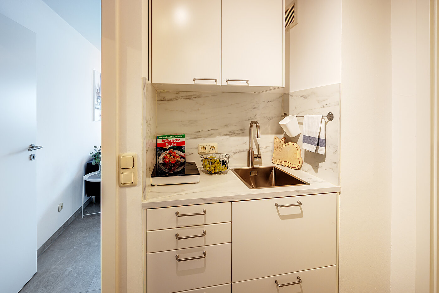 Квартира в многоэтажно доме с 1 комнатная | München-Milbertshofen | 704371 | ...voll ausgestattet