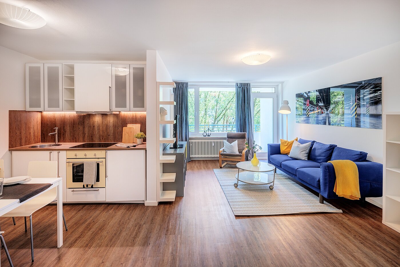 Квартира в многоэтажно доме с 2 комнатами | München-Bogenhausen | 70142 | ...Wohnzimmer