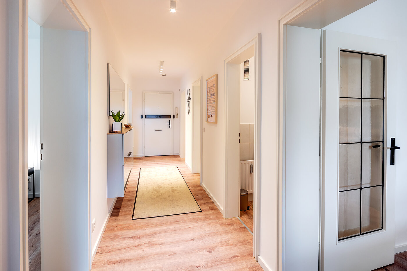 Квартира в многоэтажно доме с 3 комнатами | Unterhaching | 70421 | ...mit Staufläche