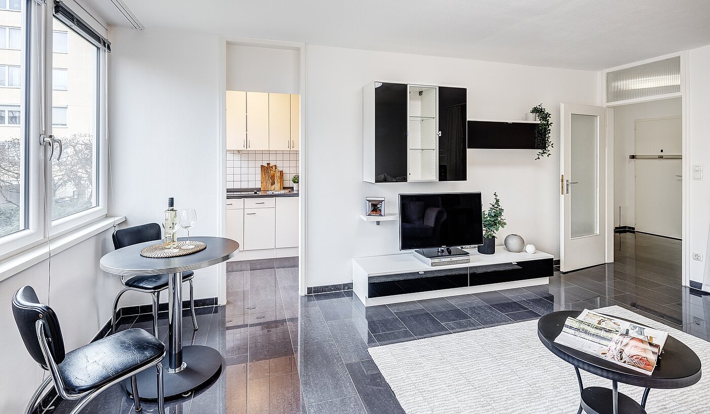 Квартира в многоэтажно доме с 1.5 комнатами | München-Au | 2112ML2 | ...und Platz zum Essen