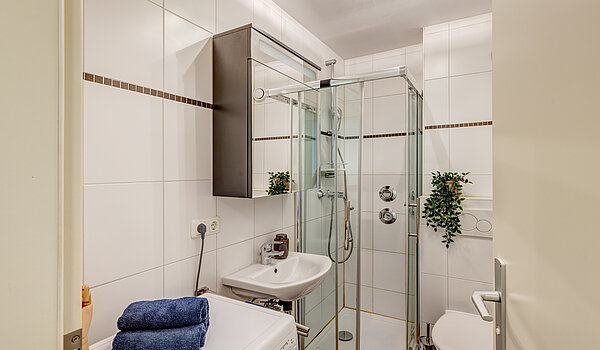 Квартира в многоэтажно доме с 1 комнатная | München-Ramersdorf | 70416 | Duschbad mit Stellplatz...