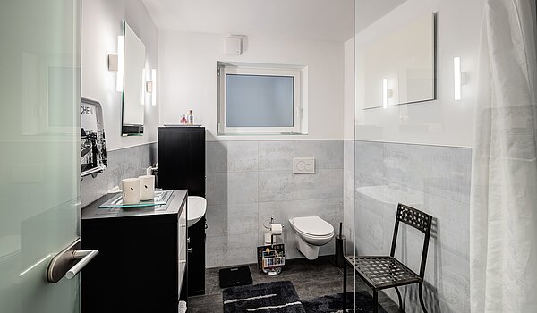 Особняк с 4 комнатами | Neubiberg | 70429 | Badezimmer Souterrain