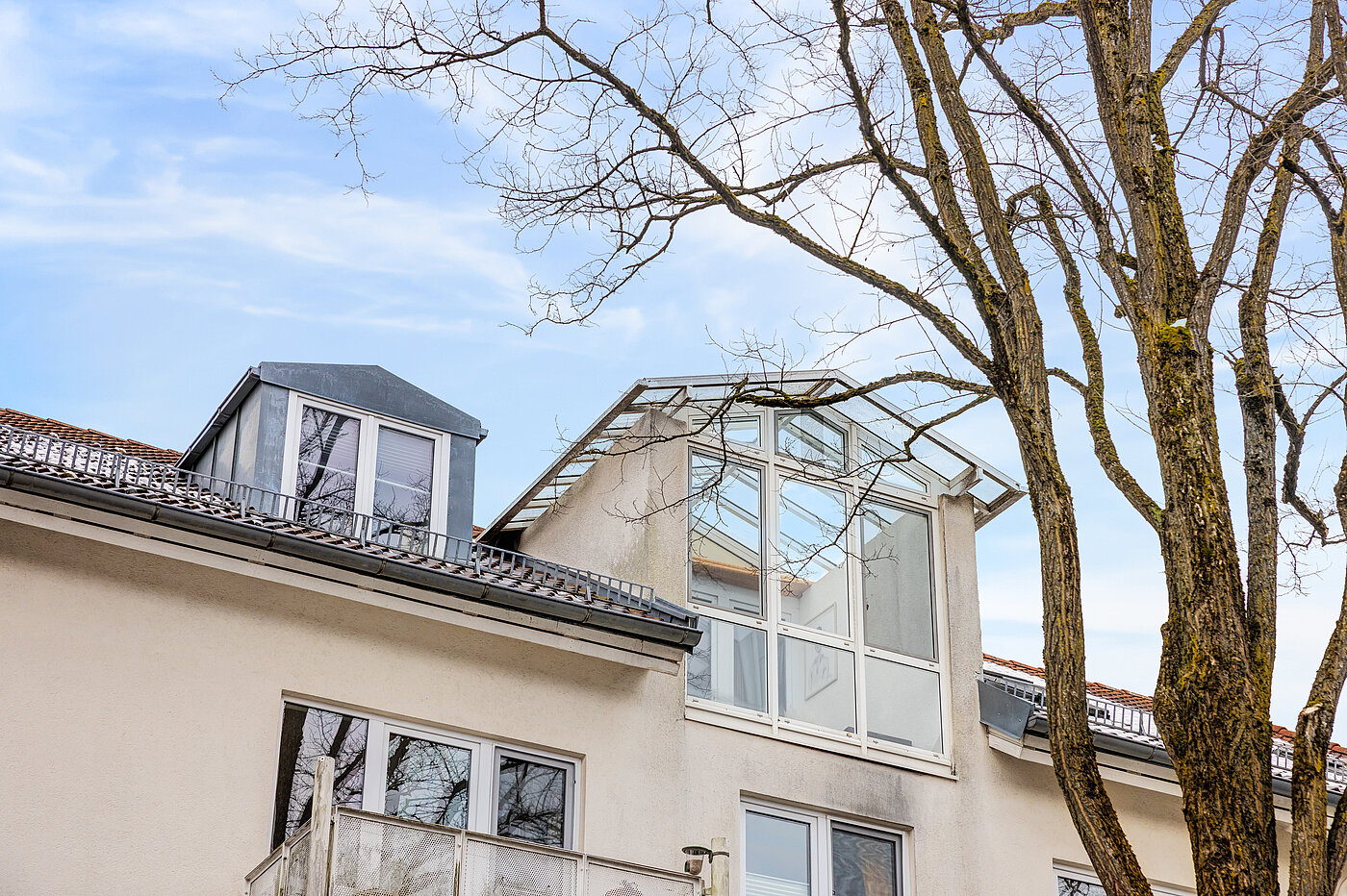 Квартира в многоэтажно доме с 2 комнатами | Poing | 70373 | ...Wintergarten