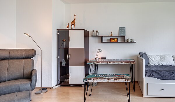 Квартира в многоэтажно доме с 1 комнатная | München-Feldmoching | 70456 | Wohnbereich