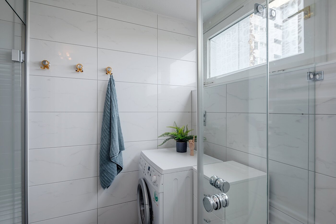 Квартира в многоэтажно доме с 3 комнатами | München-Perlach | 2010ML5 | und WM-Anschluss