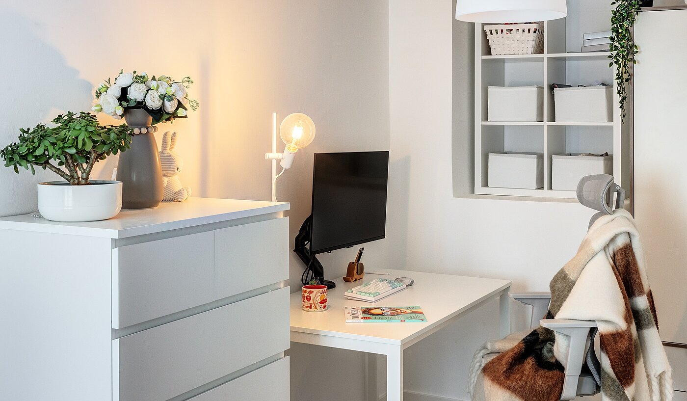 Квартира в многоэтажно доме с 2 комнатами | München-Sendling | 70220 | Arbeitsbereich