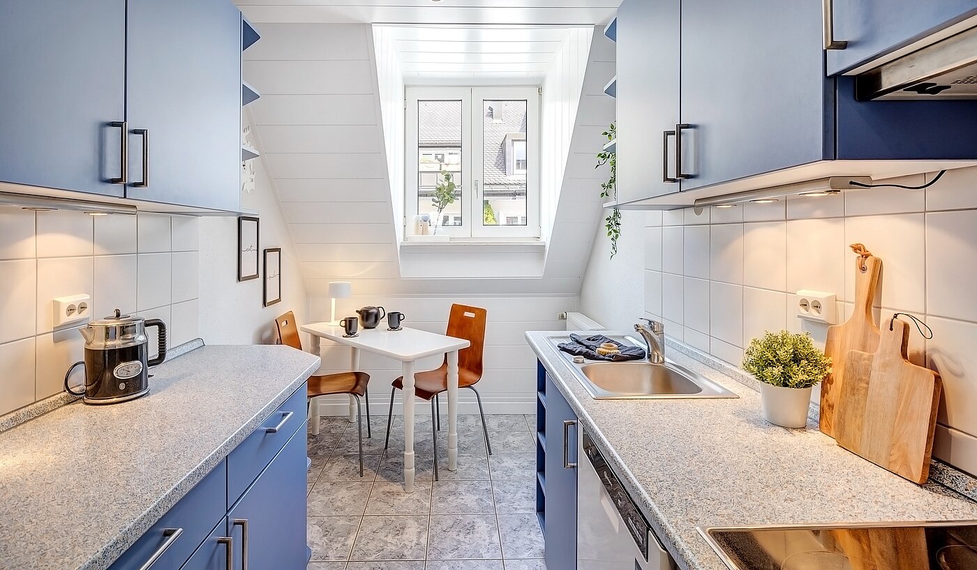 Квартира в многоэтажно доме с 1.5 комнатами | München-Schwabing | 70014 | Helle Küche mit...