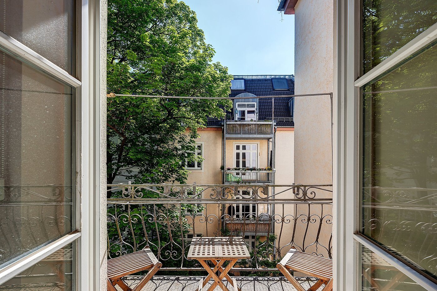 Квартира в многоэтажно доме с 3 комнатами | München-Ludwigsvorstadt | 1905ML1 | Gemütlicher Balkon