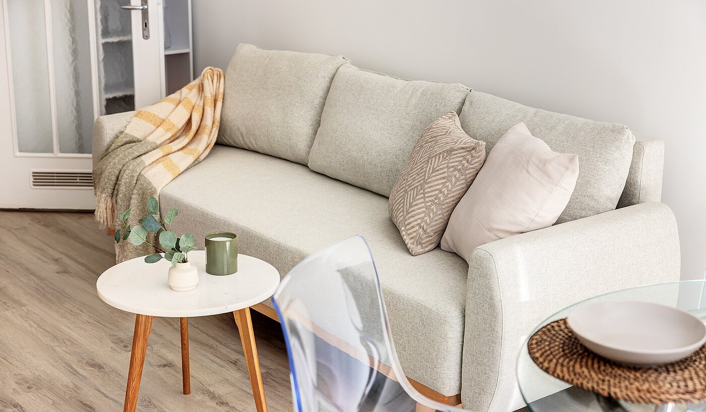 Квартира в многоэтажно доме с 2 комнатами | München-Sendling | 70220 | Couch