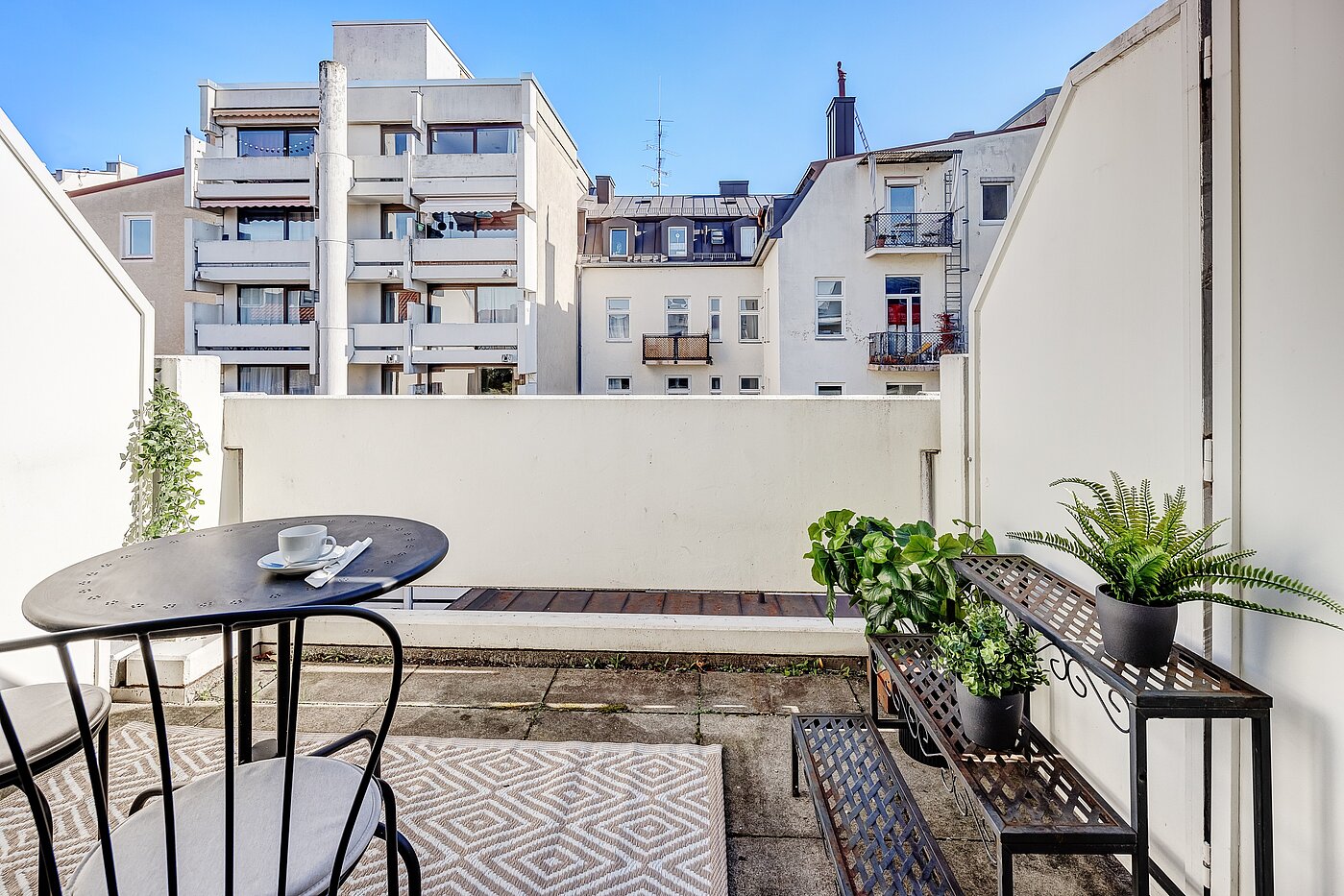 Квартира в многоэтажно доме с 1 комнатная | München-Maxvorstadt | 2110ML7 | ...Balkon...