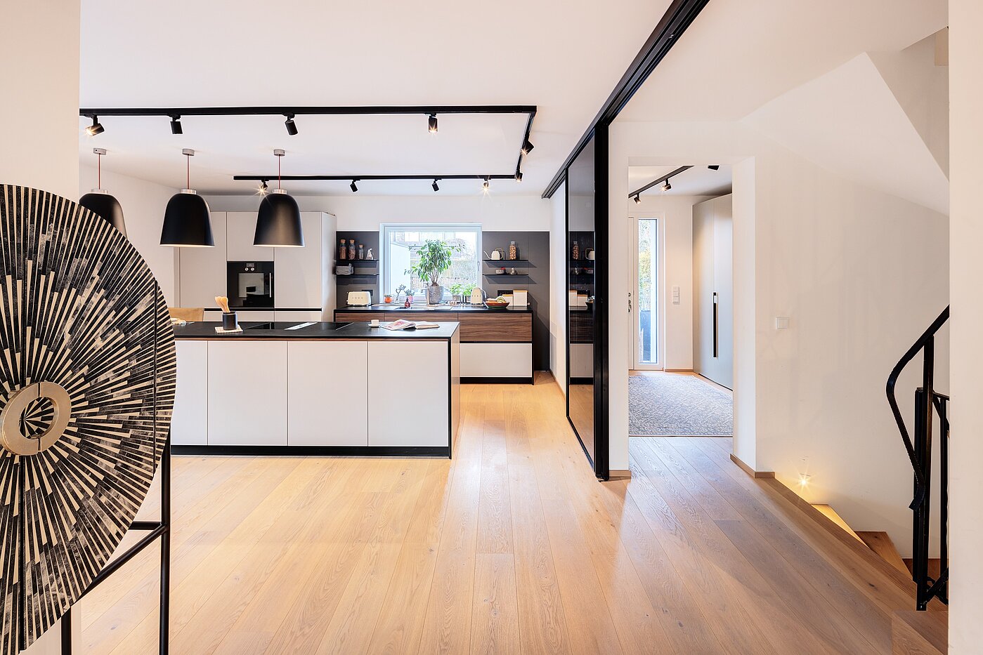 Угловой террасный дом с 6 комнатами | München-Trudering | 70191 | ...Kochinsel