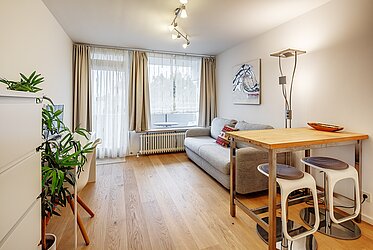 Schwabing: однокомнатная квартира с балконом рядом с бассейном «Унгерер-Бад»