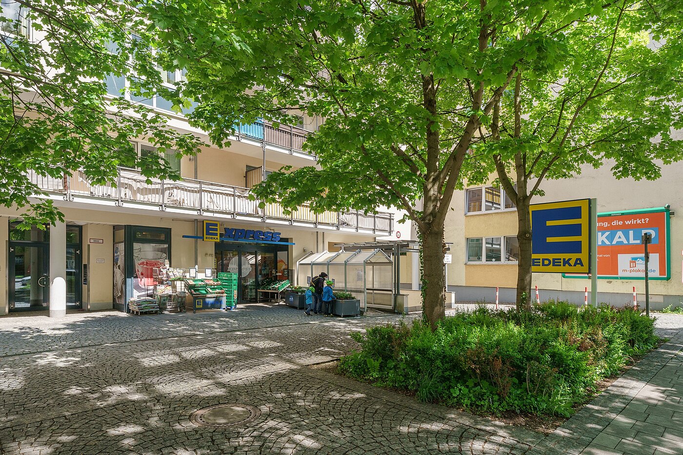 Квартира в многоэтажно доме с 2 комнатами | München-Ramersdorf | 2207ML11 | Einkaufsmöglichkeiten