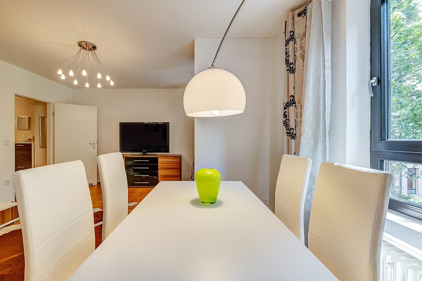 Квартира в многоэтажно доме с 2 комнатами | München-Sendling | 2106ML2 | mit Platz für einen Esstisch