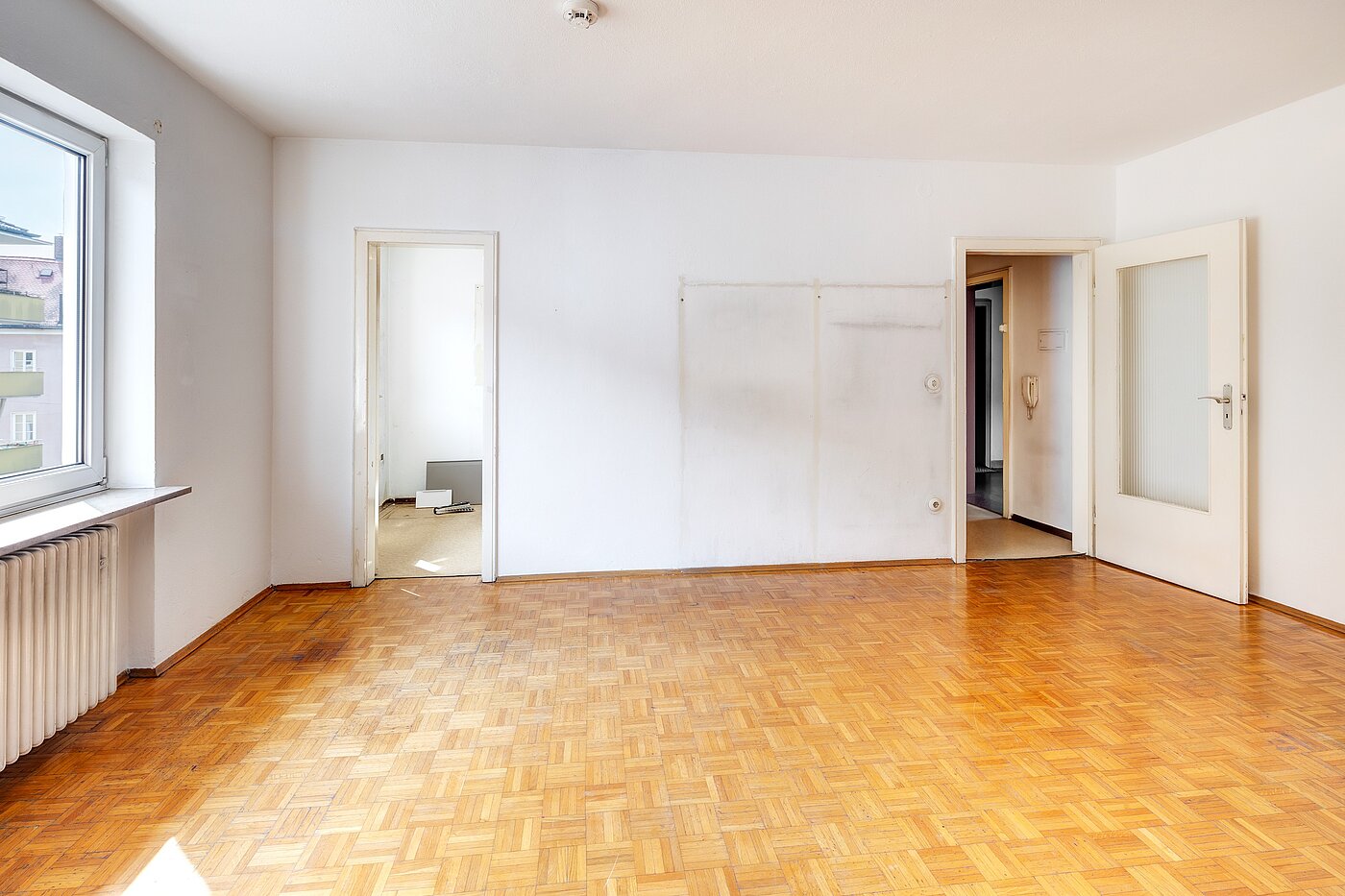 Квартира в многоэтажно доме с 1 комнатная | München-Isarvorstadt | 70062 | ...Schlafen