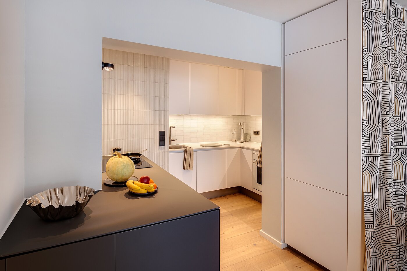 Квартира в многоэтажно доме с 2 комнатами | München-Isarvorstadt | 70459 | Moderne Küche
