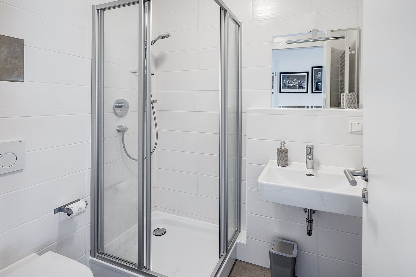 Квартира в многоэтажно доме с 3 комнатами | 70483 | ...Dusche