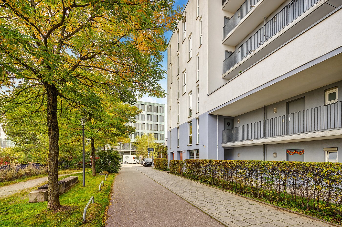 Квартира в многоэтажно доме с 2.5 комнатами | München-Schwanthalerhöhe | 2210ML2 | Weg zum Haus