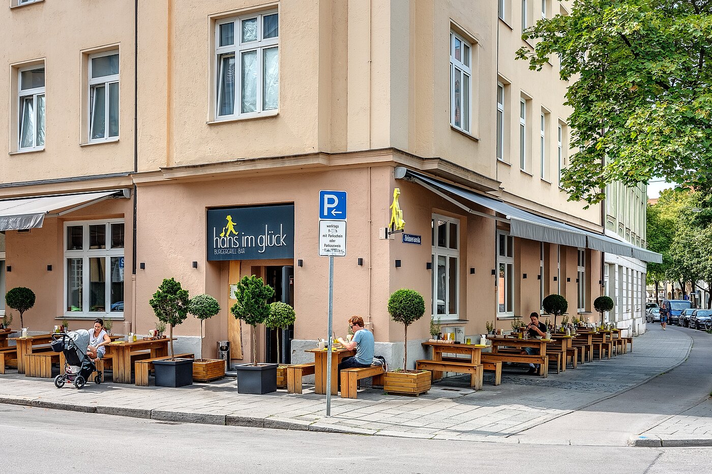 Квартира в многоэтажно доме с 2 комнатами | München-Schwanthalerhöhe | 2206ML11 | mit allerlei Lokalen..