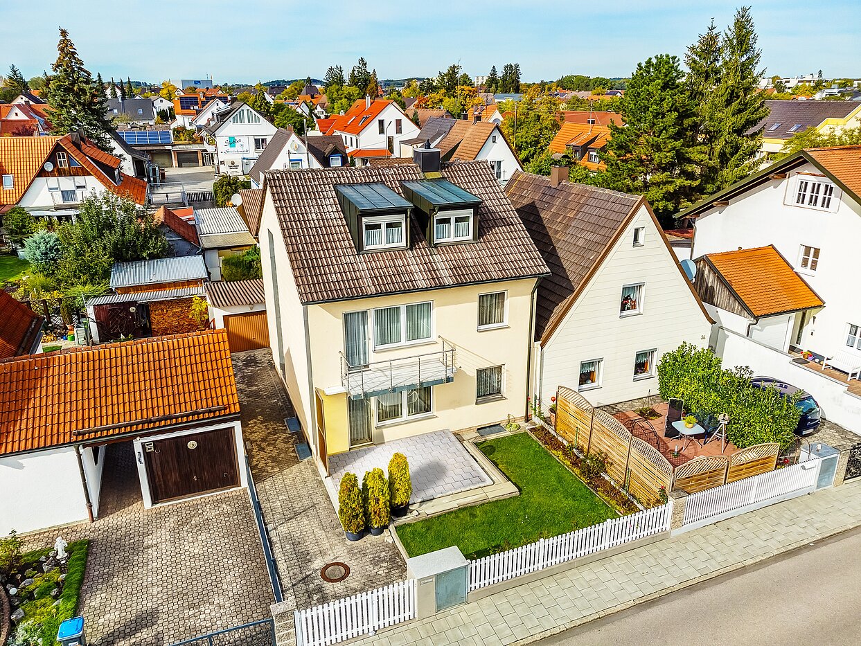 Особняк с 6 комнатами | Unterschleißheim | 2209ML7 | Nachbarschaft