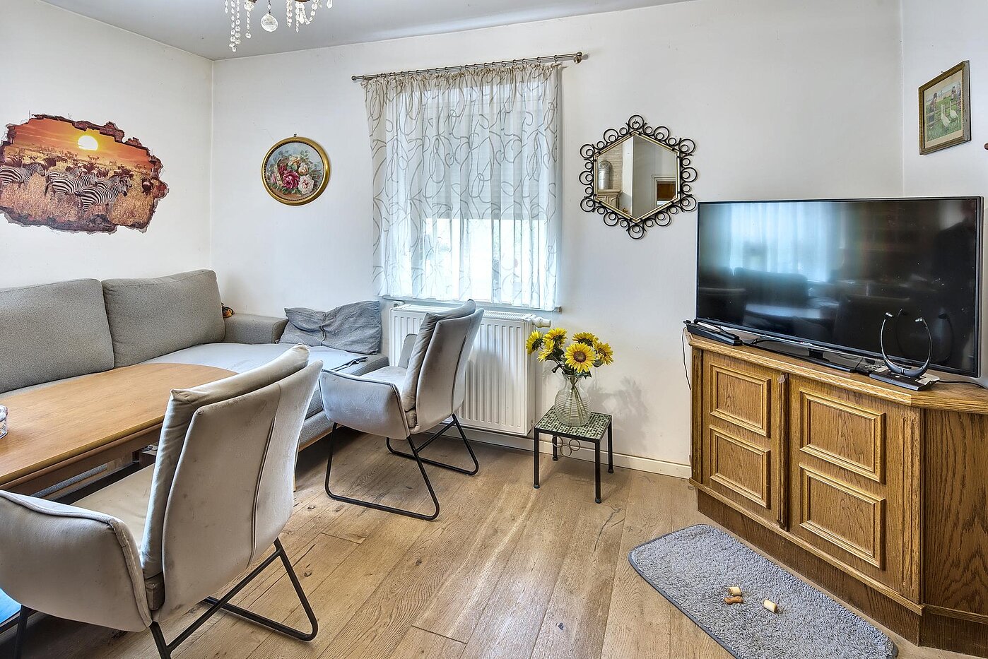 Особняк с 8 комнатами | 70229 | Wohnzimmer...