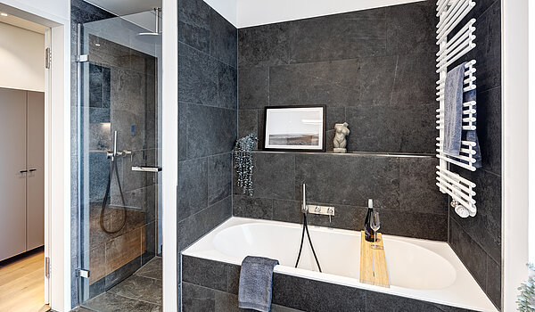 Penthouse с 2 комнатами | München-Maxvorstadt | 70427 | ...Dusche und Badewanne