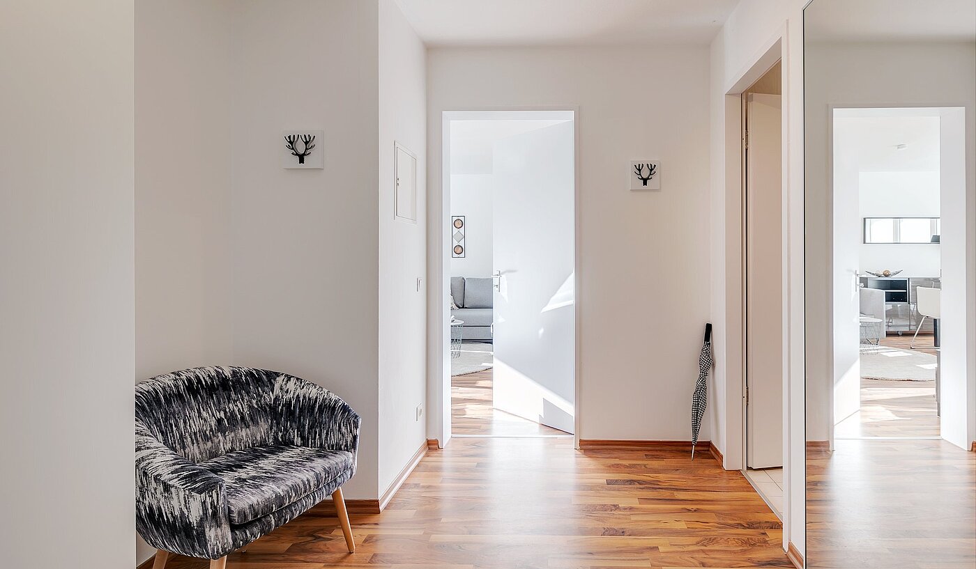 Квартира в многоэтажно доме с 2 комнатами | München-Oberföhring | 2007ML8 | großzügige Diele