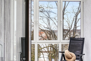 Poing: очаровательная 2-комнатная квартира на верхнем этаже с зимним садом