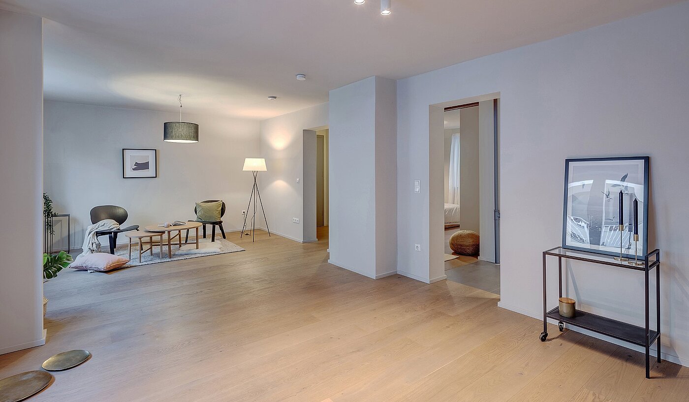 Высокий первый этаж с 2 комнатами | München-Lehel | 2012ML1 | Großer Wohn- und Essbereich...