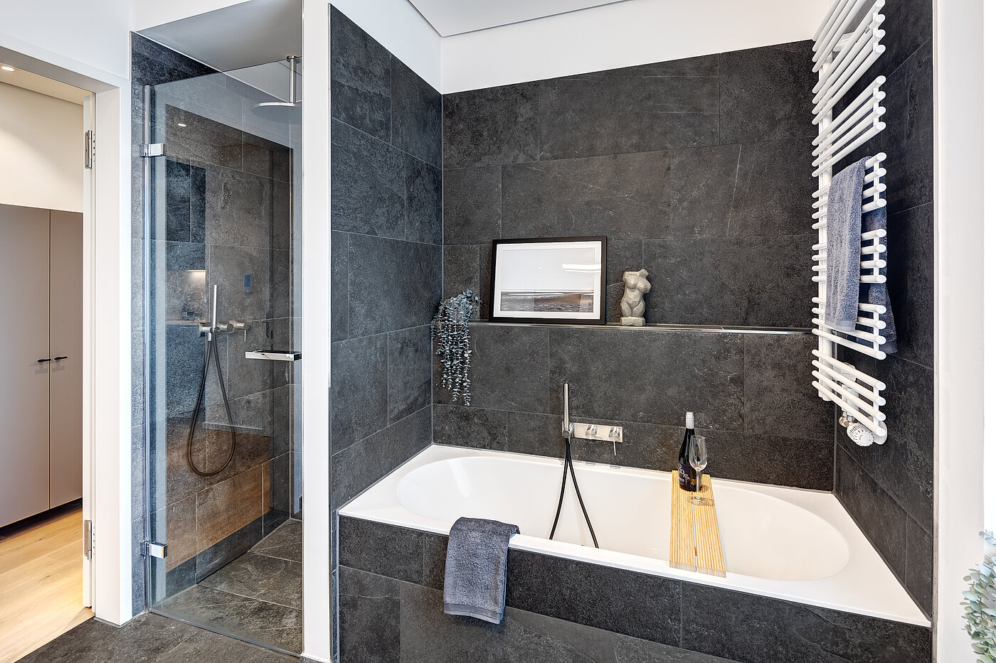 Penthouse с 2 комнатами | München-Maxvorstadt | 704271 | ...Dusche und Badewanne