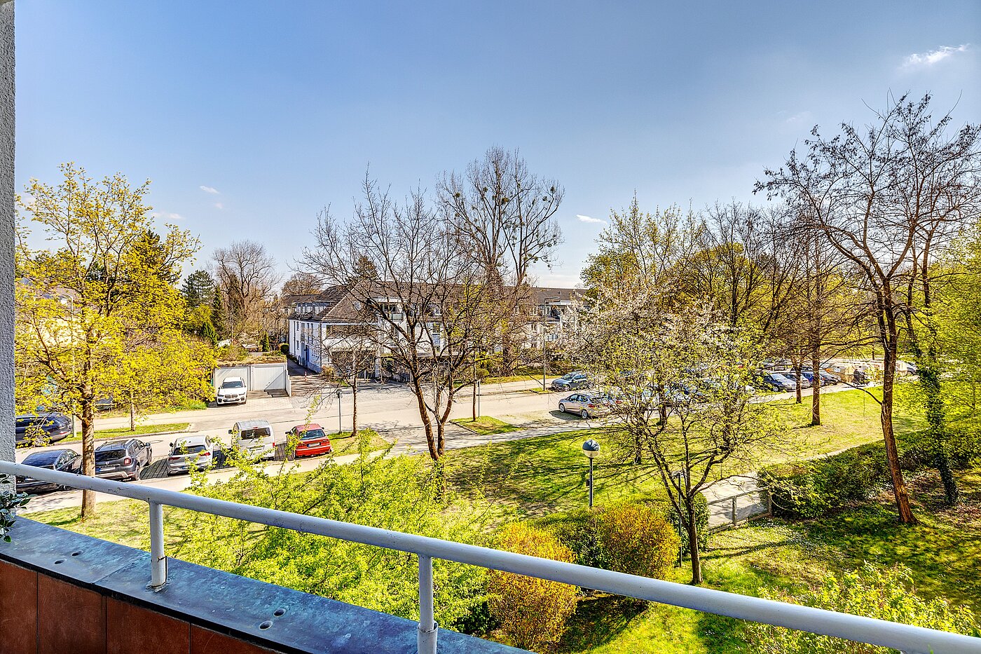 Квартира в многоэтажно доме с 3 комнатами | München-Forstenried | 2204ML1 | ...Ausblick ins Grüne