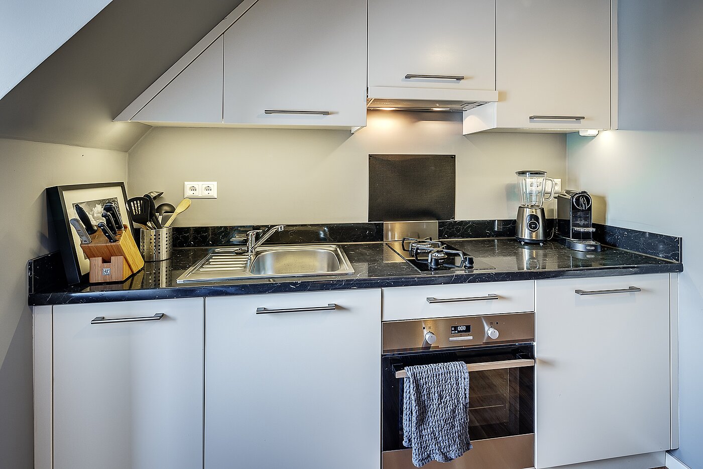 Квартира в многоэтажно доме с 2 комнатами | München-Maxvorstadt | 2211ML6 | Voll ausgestattet