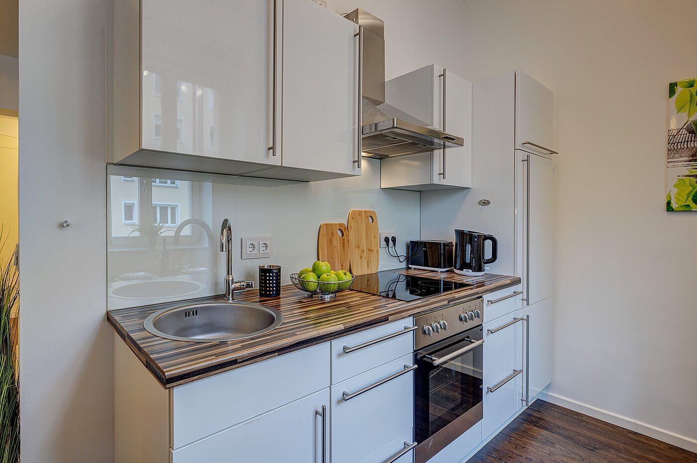 Квартира в многоэтажно доме с 1 комнатная | München-Neuhausen | 70235 | Funktionale Küche..
