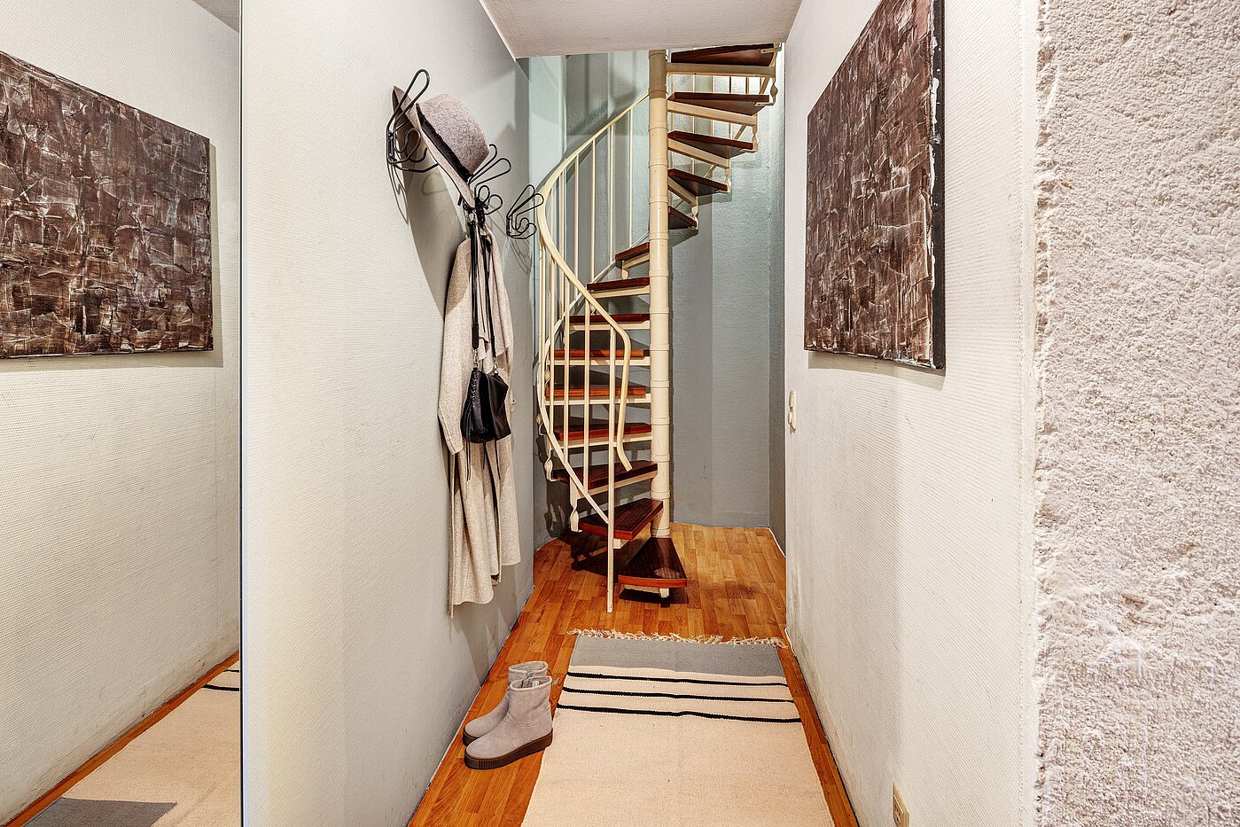 Квартира в многоэтажно доме с 2.5 комнатами | München-Sendling | 70067 | Wendeltreppe zum 2. UG