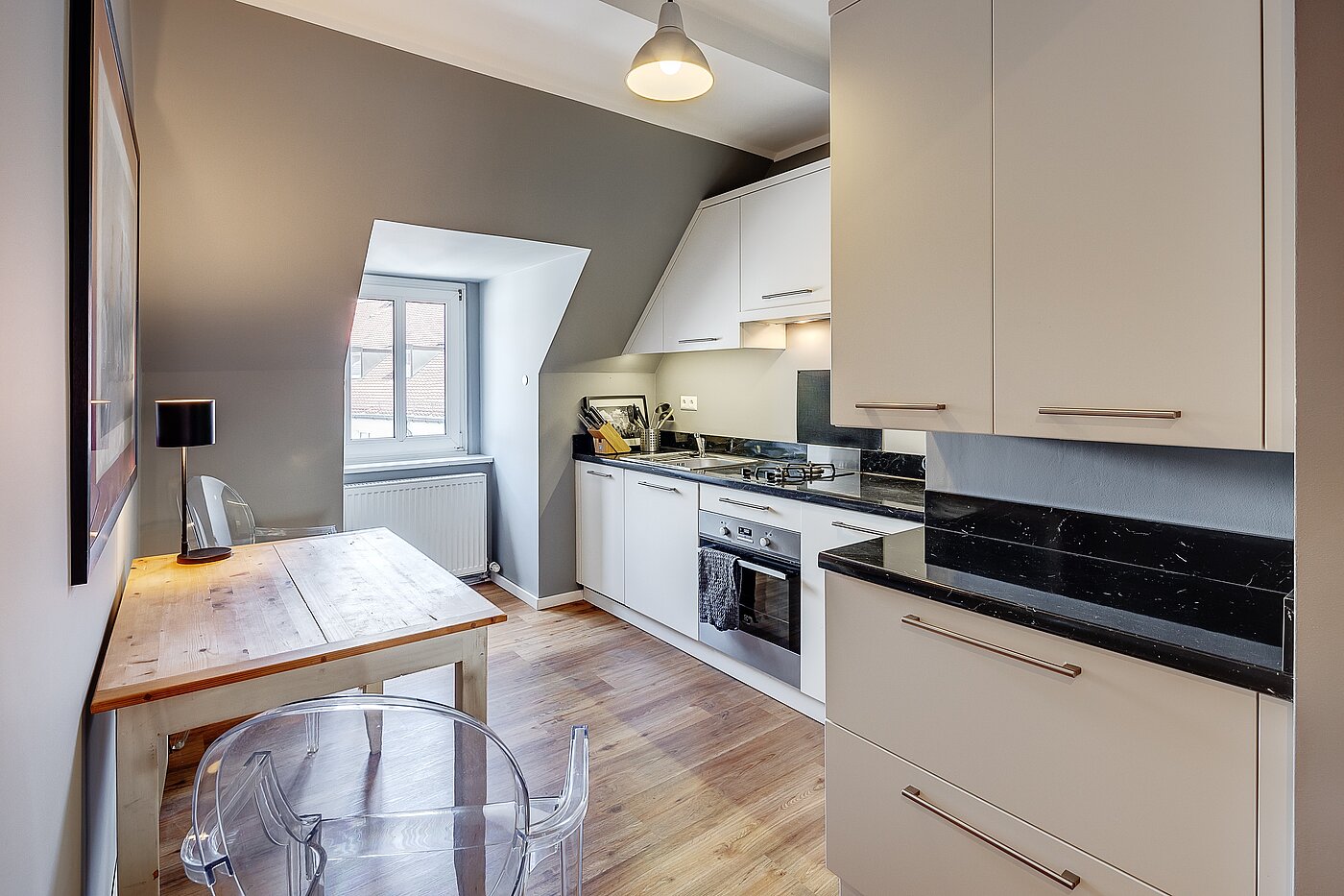 Квартира в многоэтажно доме с 2 комнатами | München-Maxvorstadt | 2211ML6 | ...zur Küche