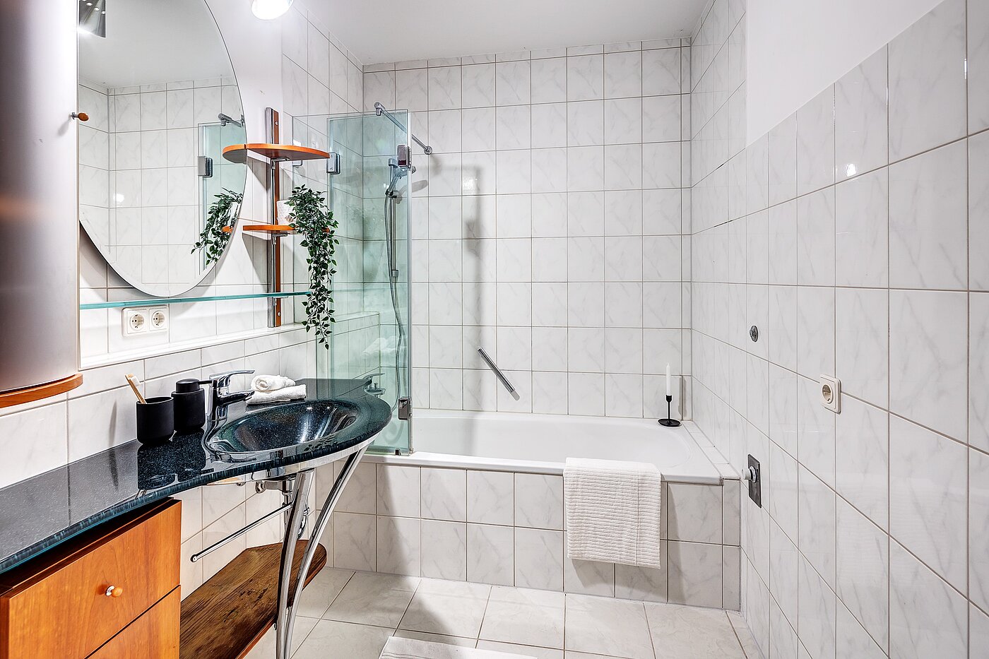 Плоский с 2.5 комнатами | München-Harlaching | 70018 | ...Badewanne