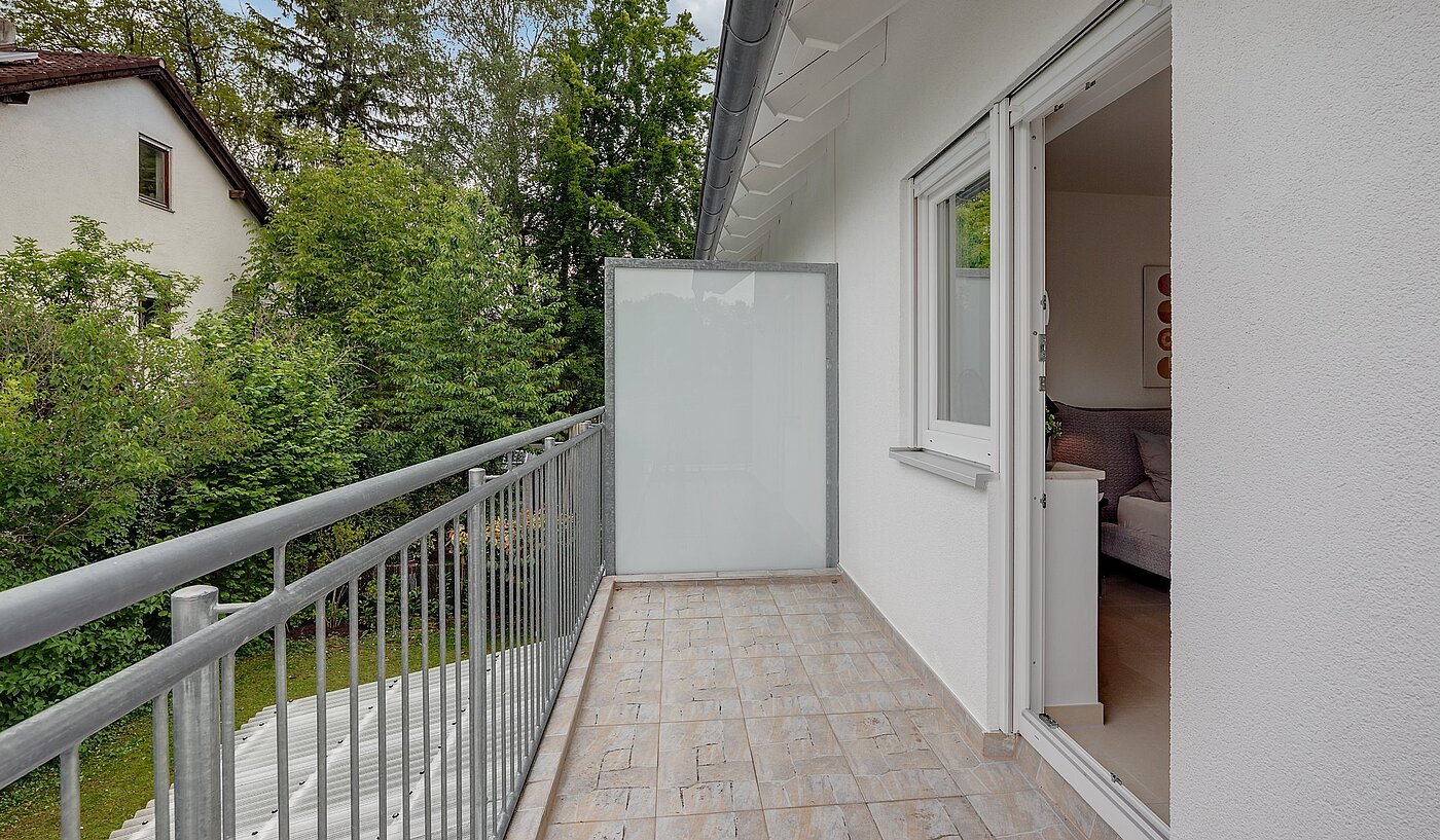 Половина двухквартирного жилого дома с 5 комнатами | München-Aubing | 1905ML4 | Balkon 1.OG