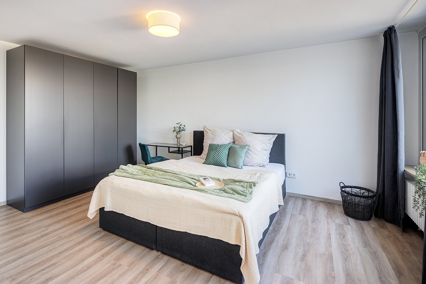 Terrassenwohnung с 3.5 комнатами | München-Berg am Laim | 123456 | Schlafzimmer I