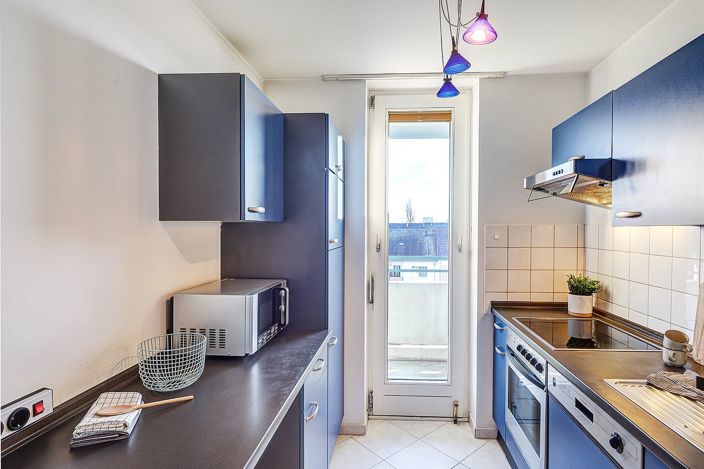 Квартира в многоэтажно доме с 2 комнатами | München-Sendling-Westpark | 2010ML9 | Helle Einbauküche...