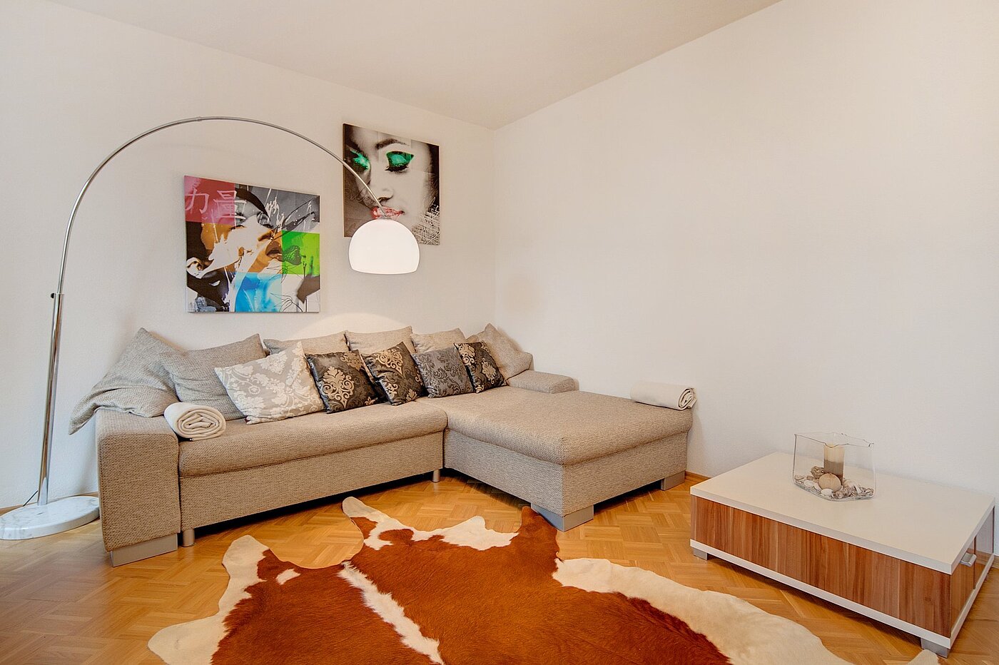 Квартира в многоэтажно доме с 2 комнатами | München-Sendling | 2106ML2 | ...und Sofaecke